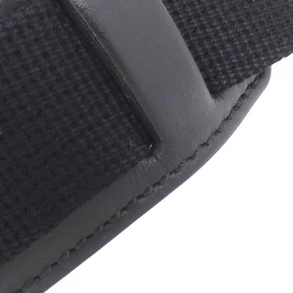 GUCCI Authentic Black Shoulder Bag - Picture 9 of 10